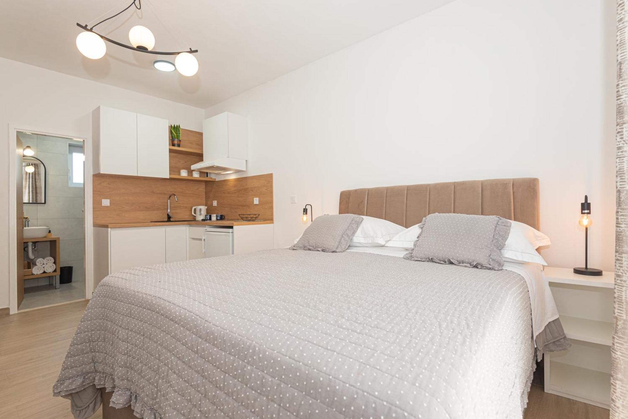 Apartments Lovric Vodice Exterior photo
